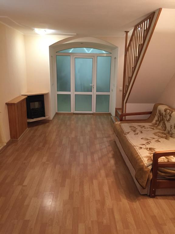 Apartment Red Lane 9 Одесса Экстерьер фото